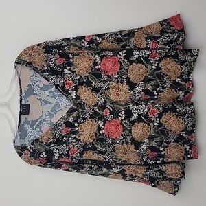JKLA Black, Red, Tan, Cream Floral Print Wide V-Neck Top 2X